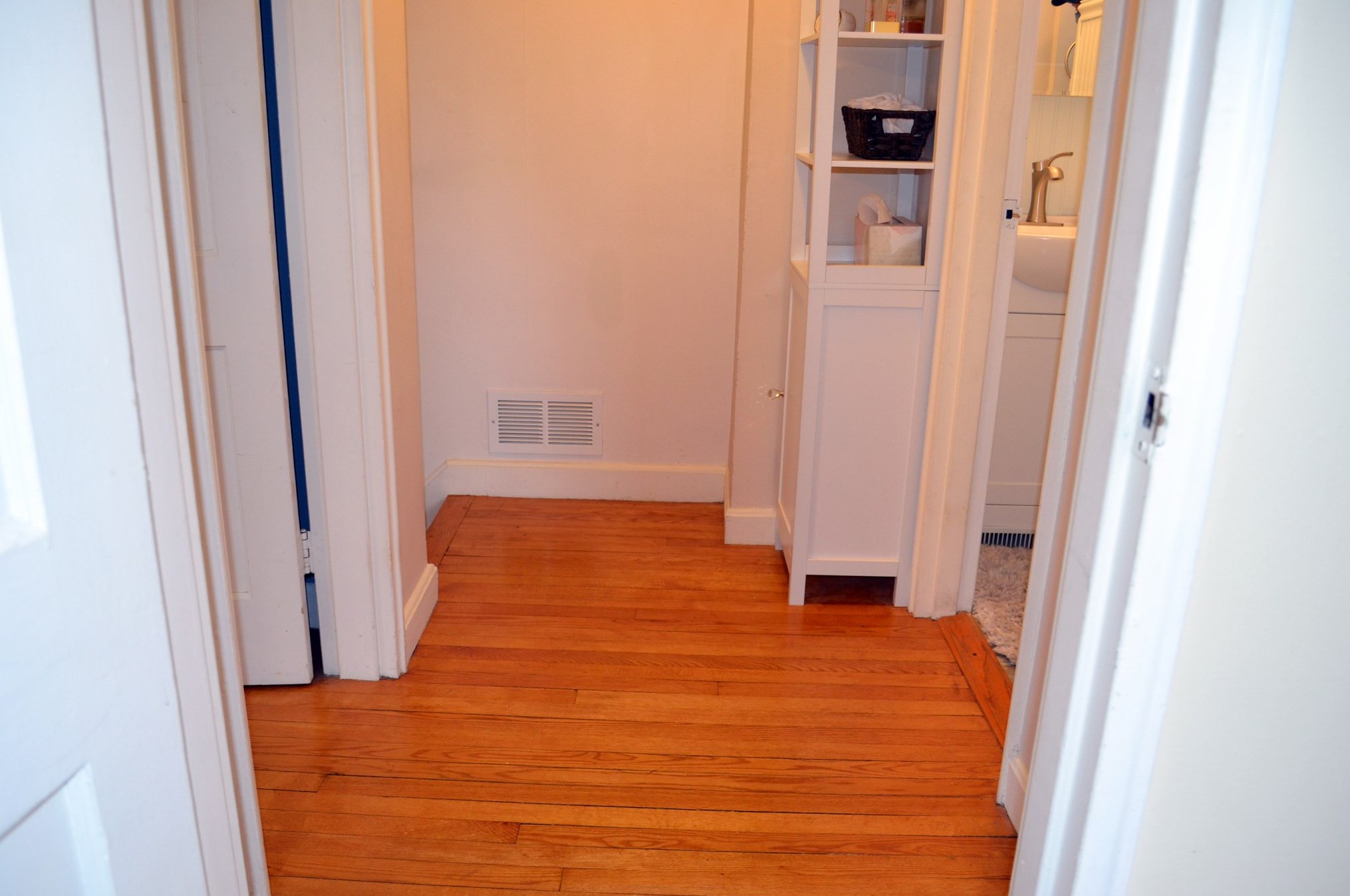 88 Harold St, Manchester NH  03104-1714 exterior