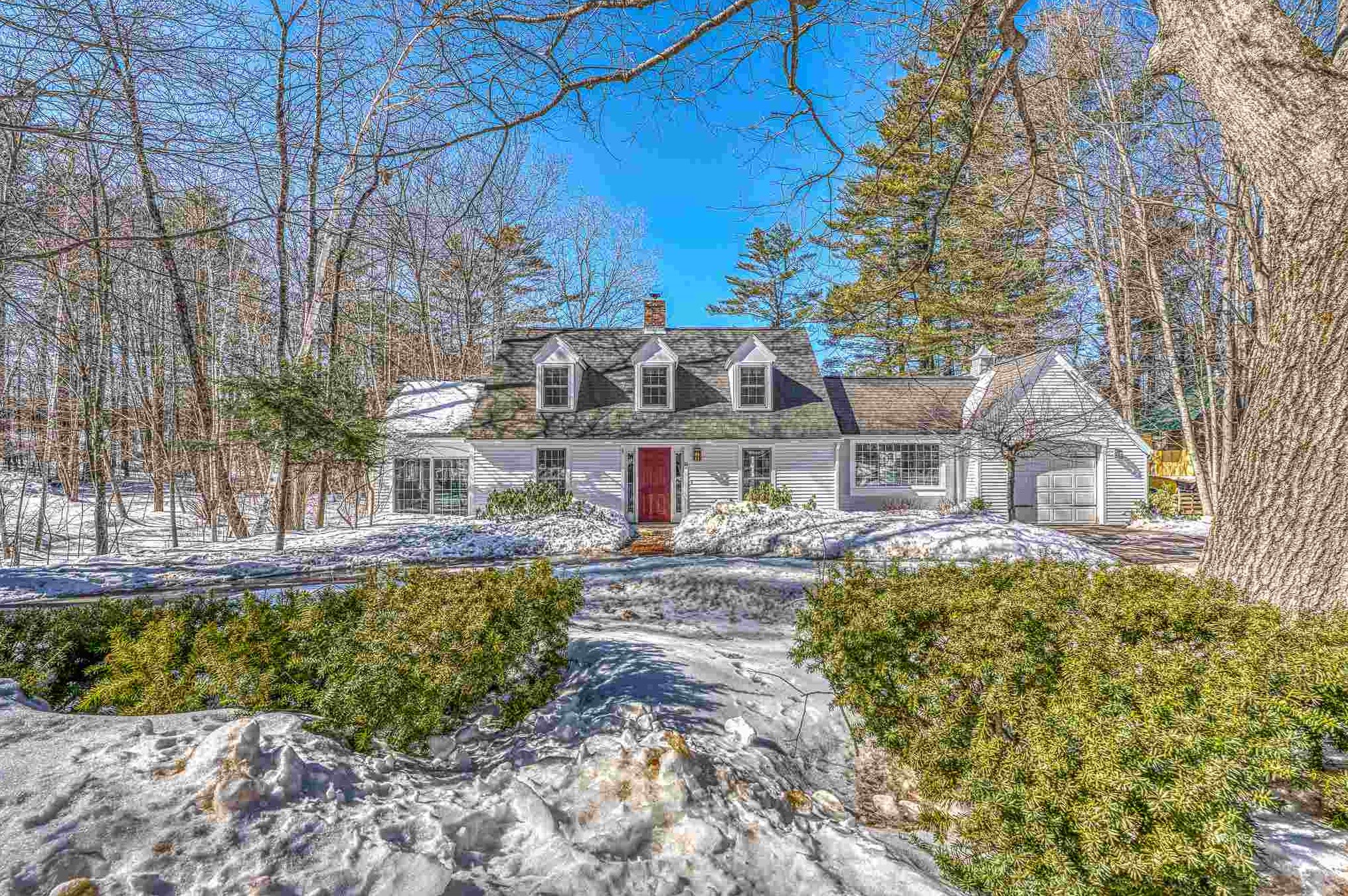 14 Smith St, Bridgewater NH 03264-3902 exterior