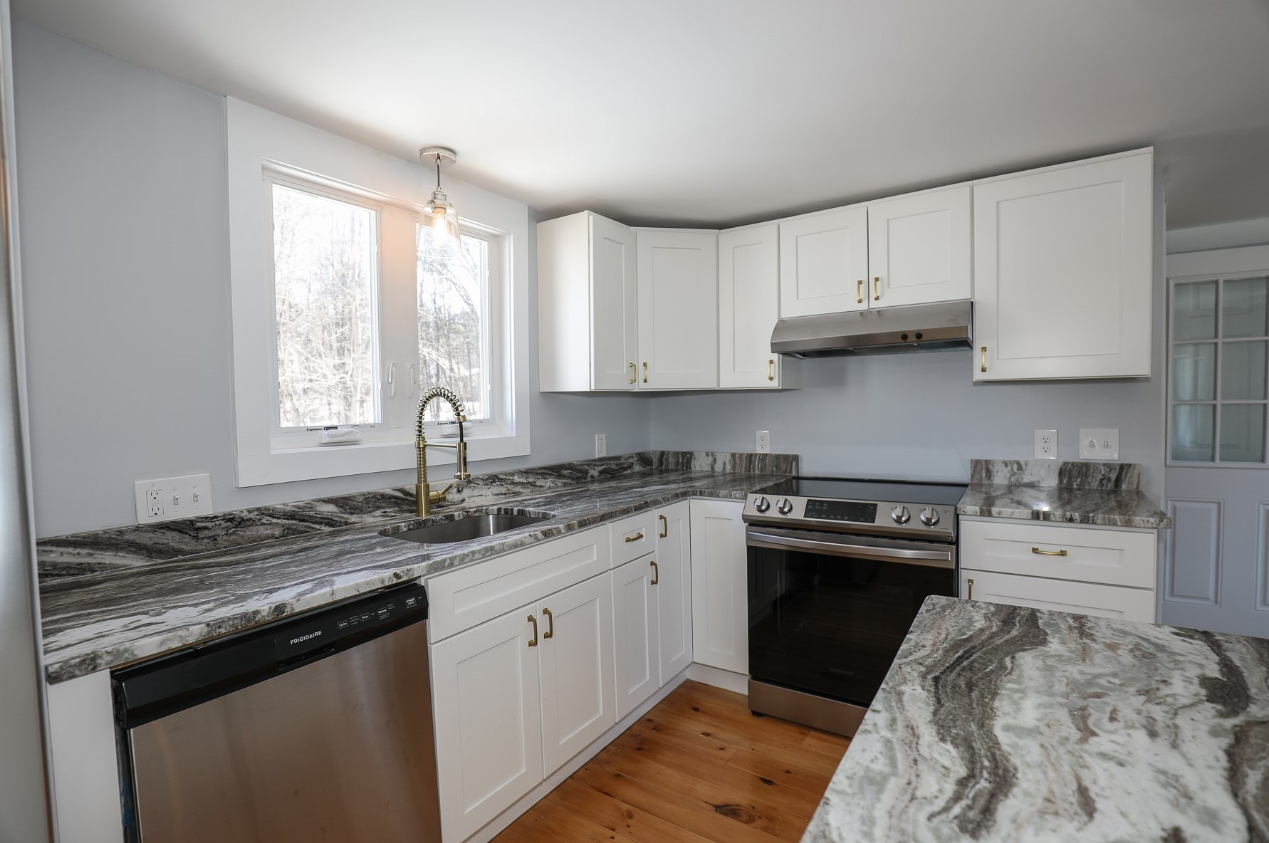 717 Main St, Hopkinton, NH 03229