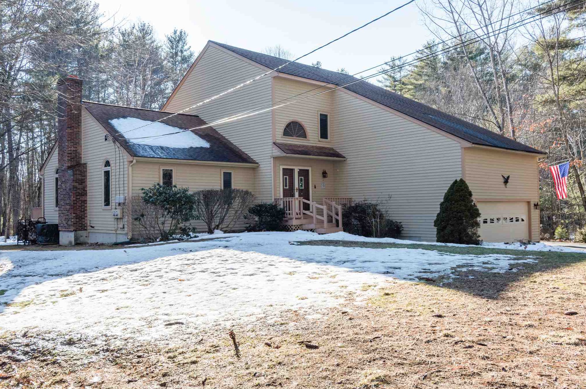 42 Hansom Dr, Merrimack, NH 03054-4585