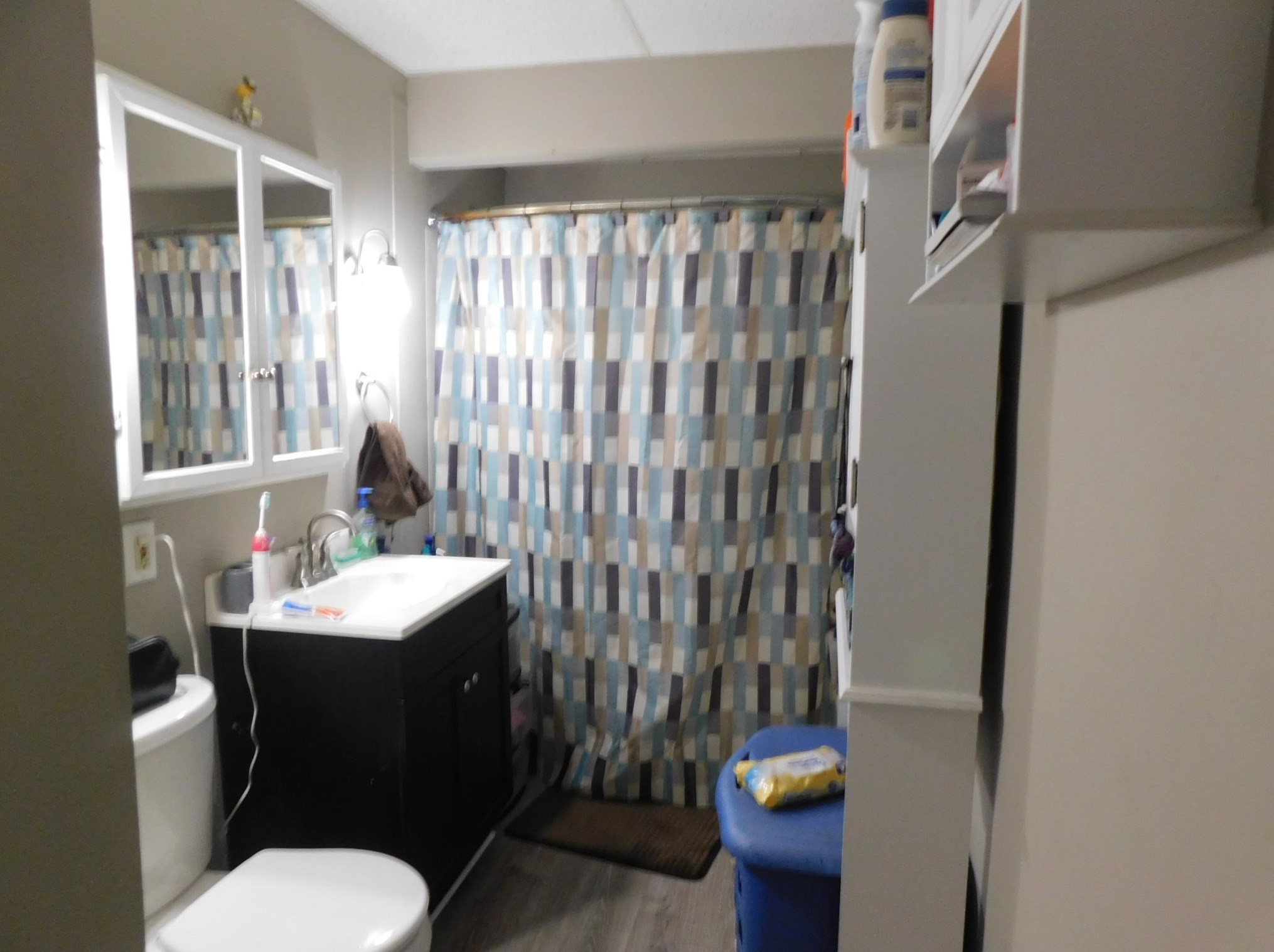 347 High St, Manchester NH 03104-6116 exterior