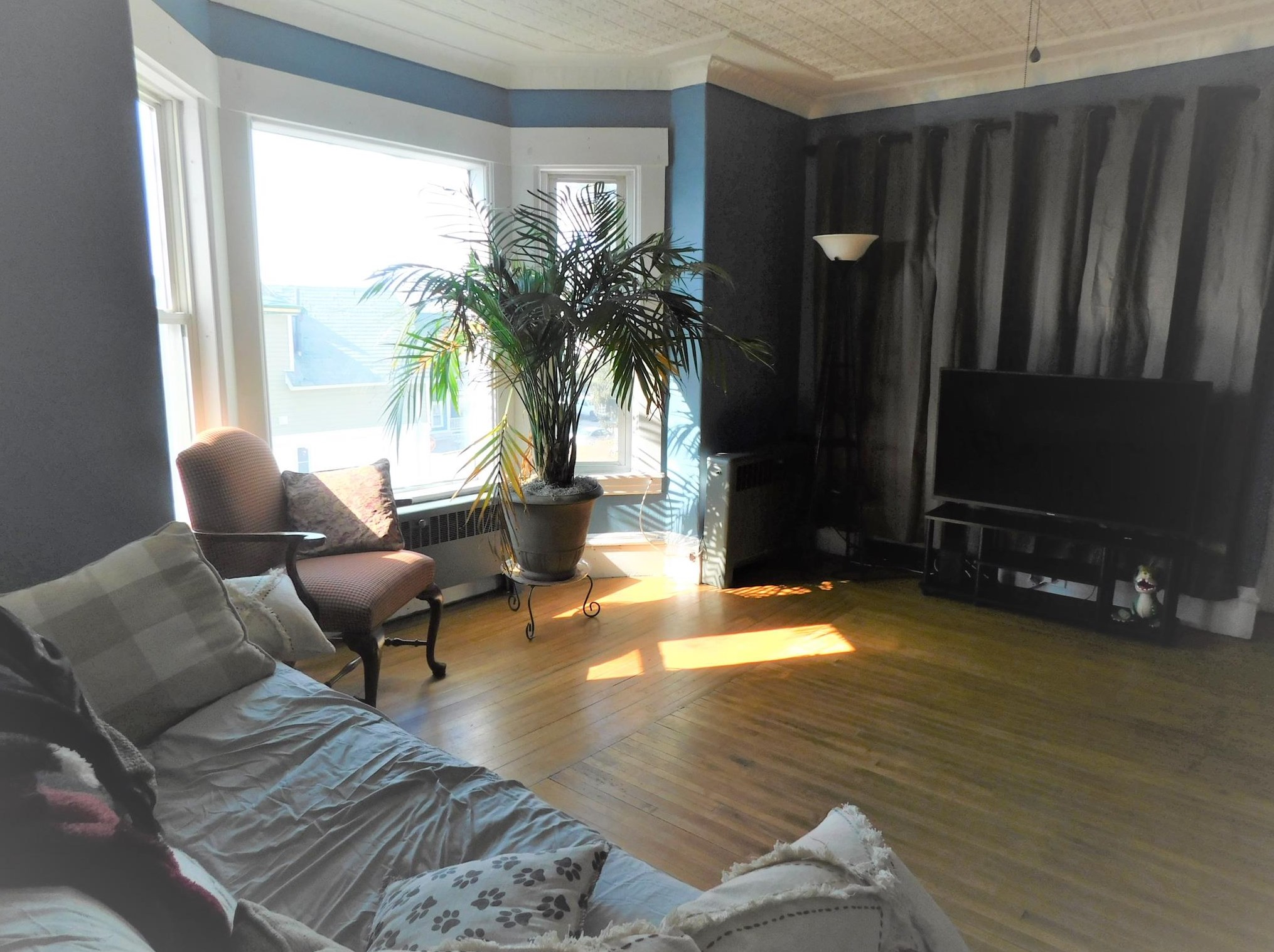 347 High St, Manchester NH 03104-6116 exterior