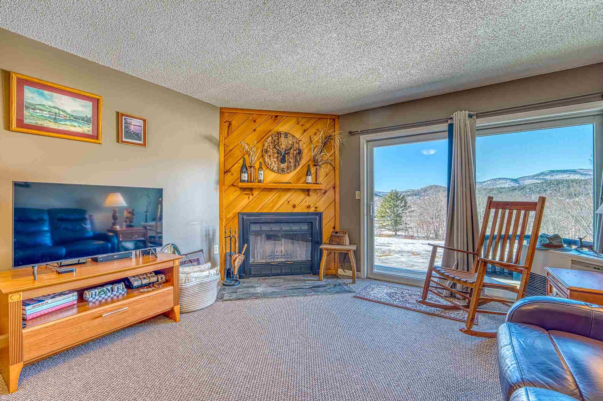 10 Vista Dr, Ashland, NH 03217-4129
