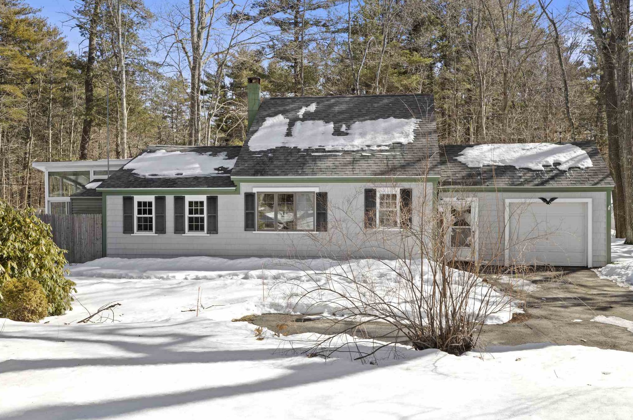 18 Hampton Falls Rd, Kensington, NH 03833-3127