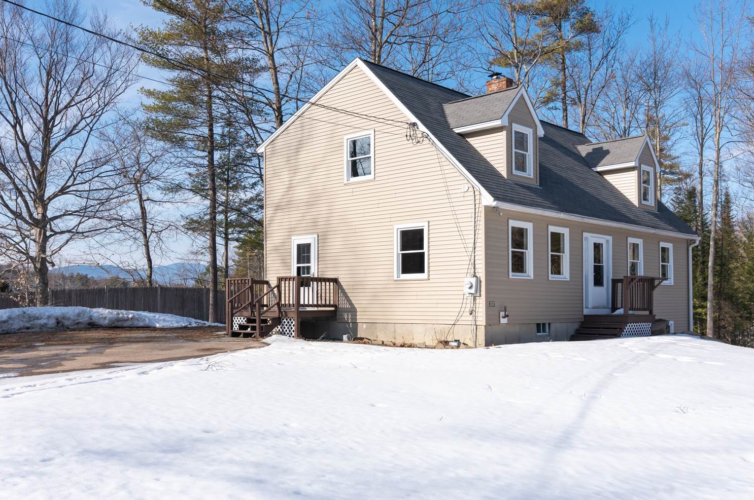 24 Nelson Rd, Moultonborough, NH 03254 exterior