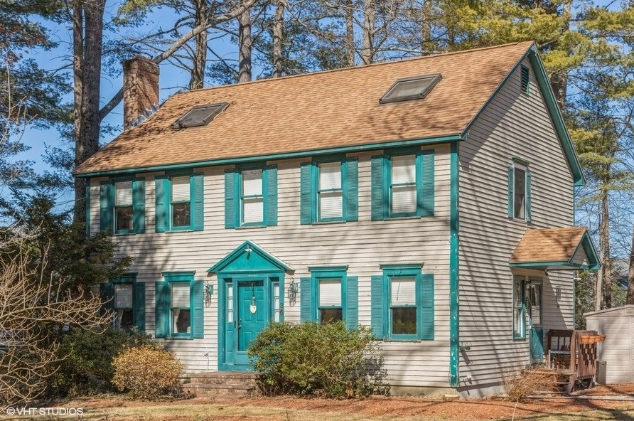 36 Schanda Dr, Newmarket, NH 03857-2151
