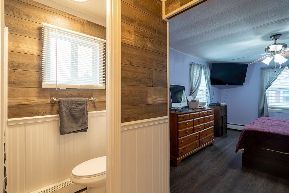 13 Briarwood Dr, Merrimack NH 03054-4746 exterior