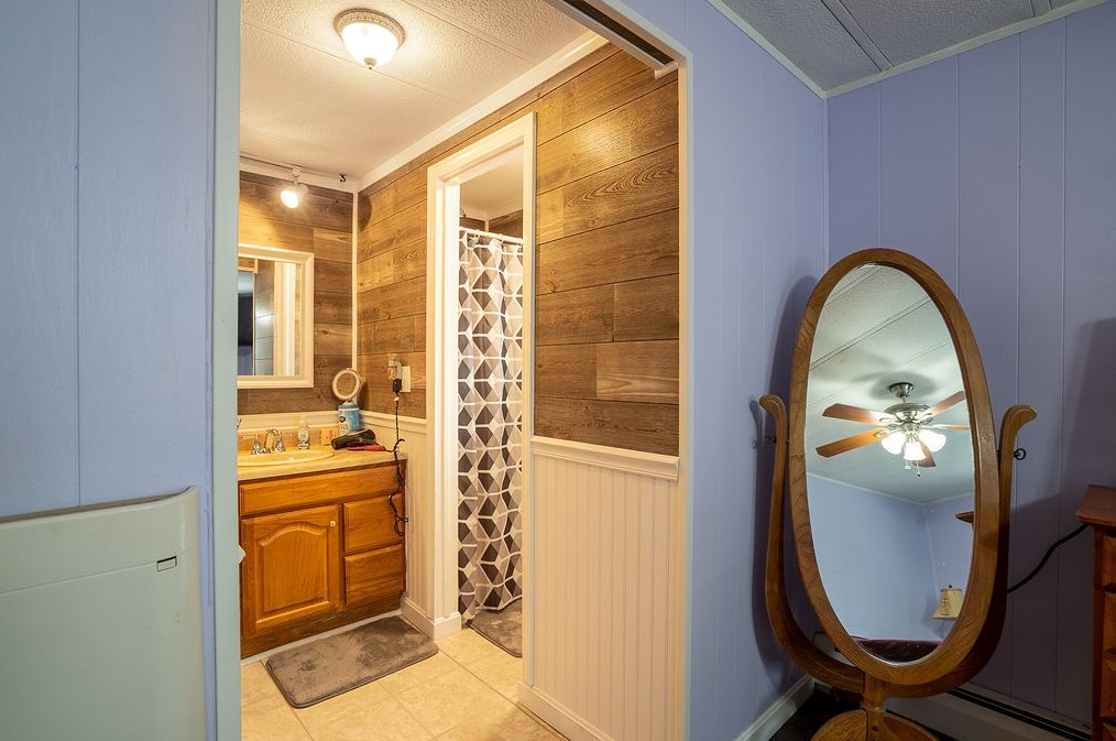 13 Briarwood Dr, Merrimack NH 03054-4746 exterior