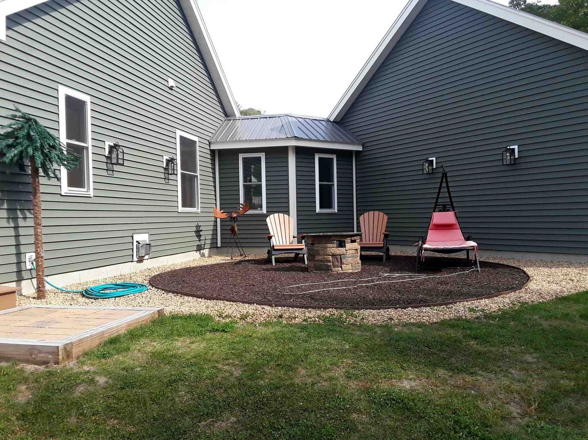 316 Wicom Rd, Bridgewater, NH 03222