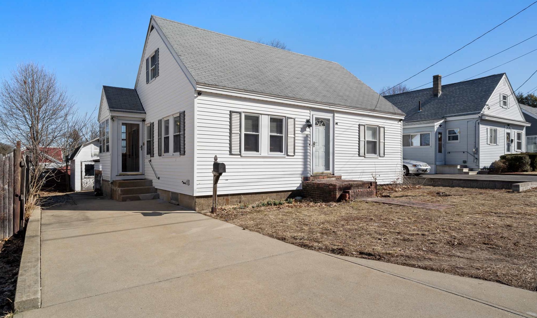 40 Wilmot St, Manchester, NH 03103-6672