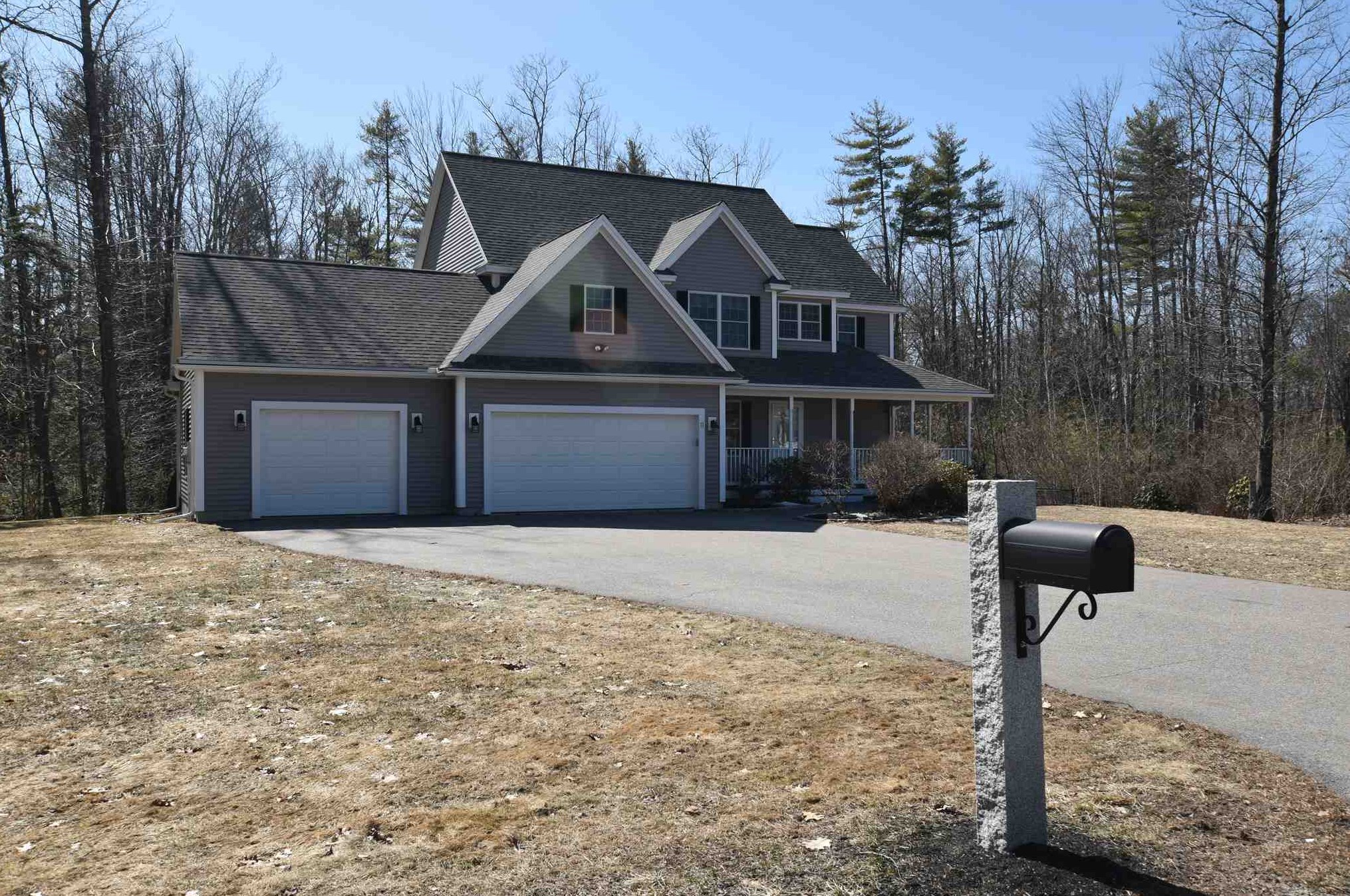11 Laredo Ln, Rochester NH  03868-4400 exterior