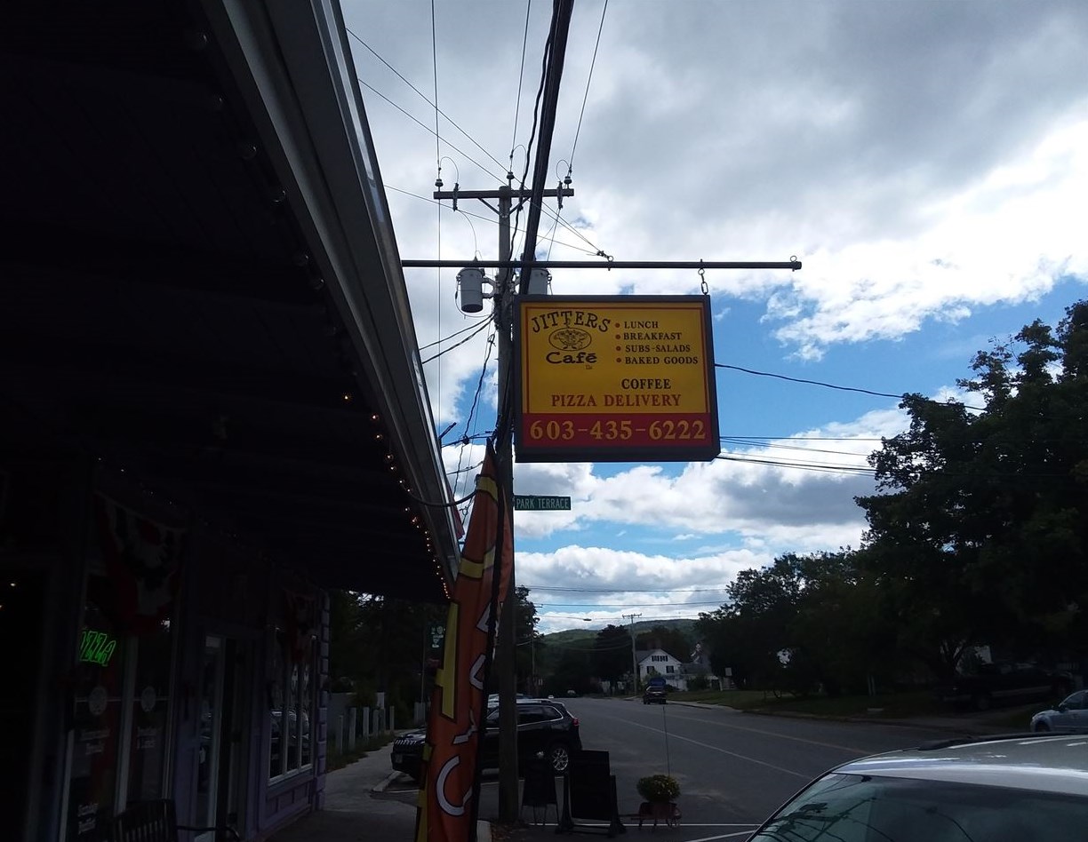 44 Main St, Pittsfield, NH 03263