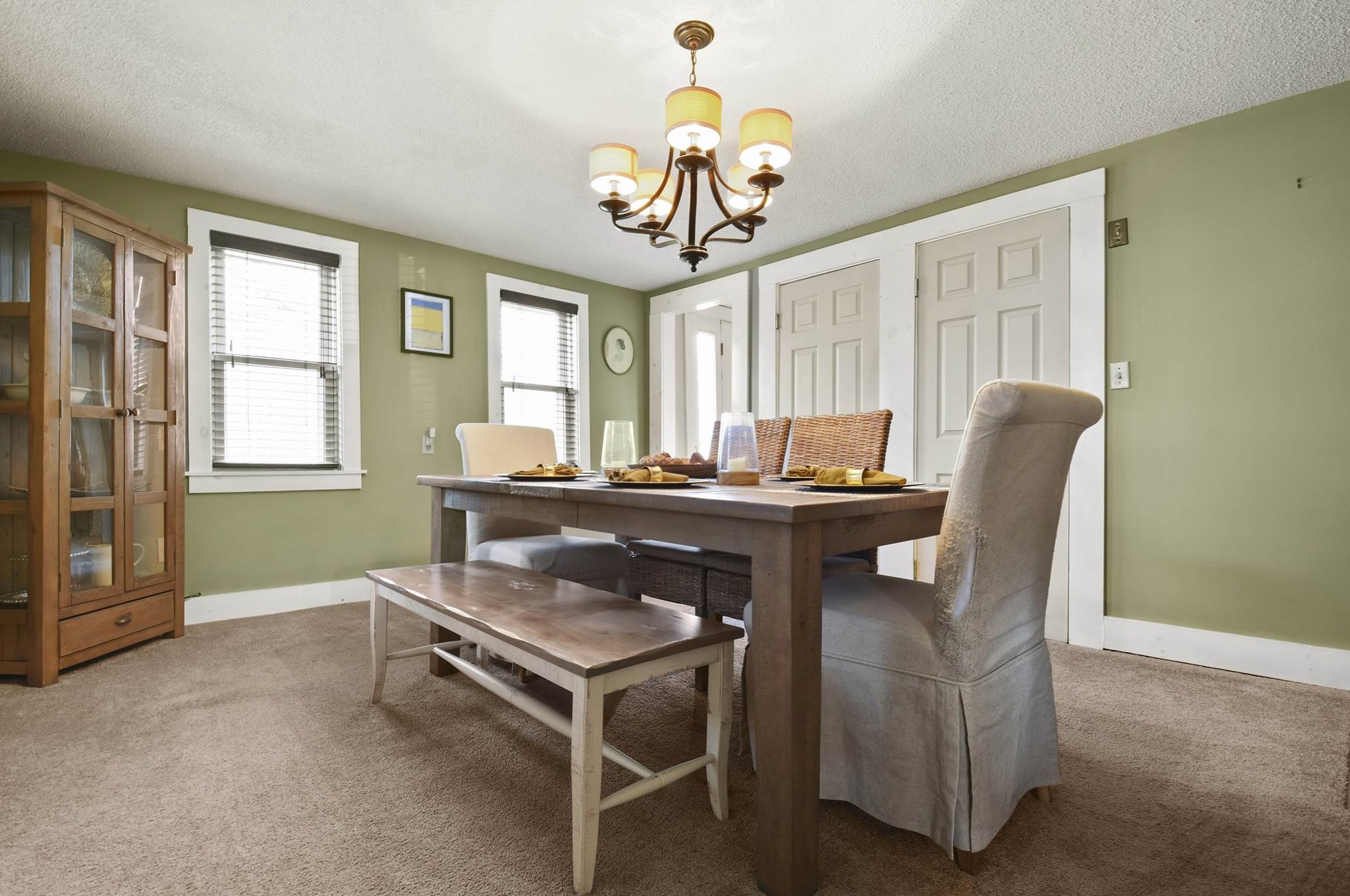 442 Mammoth Rd, Londonderry, NH 03053