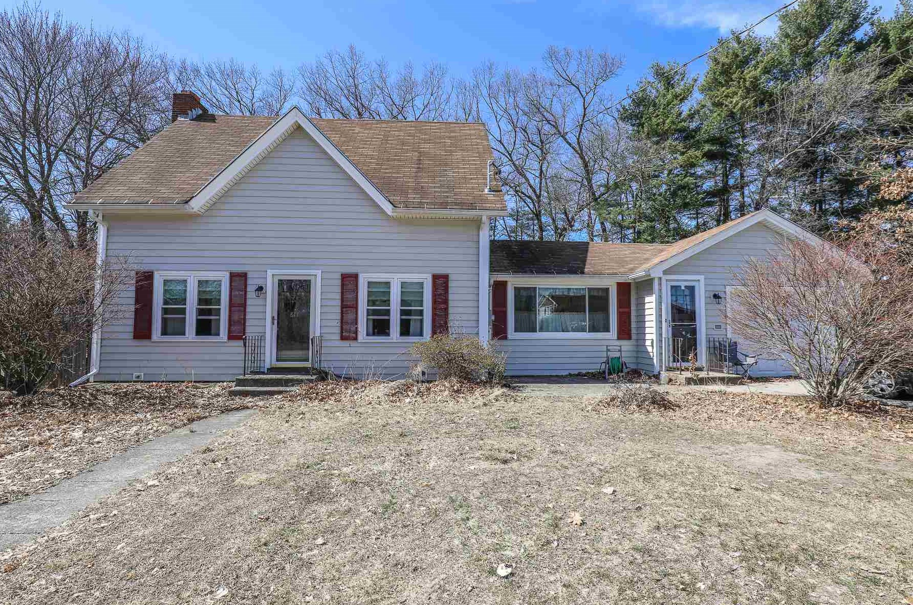 617 S Main St, Nashua, NH 03060