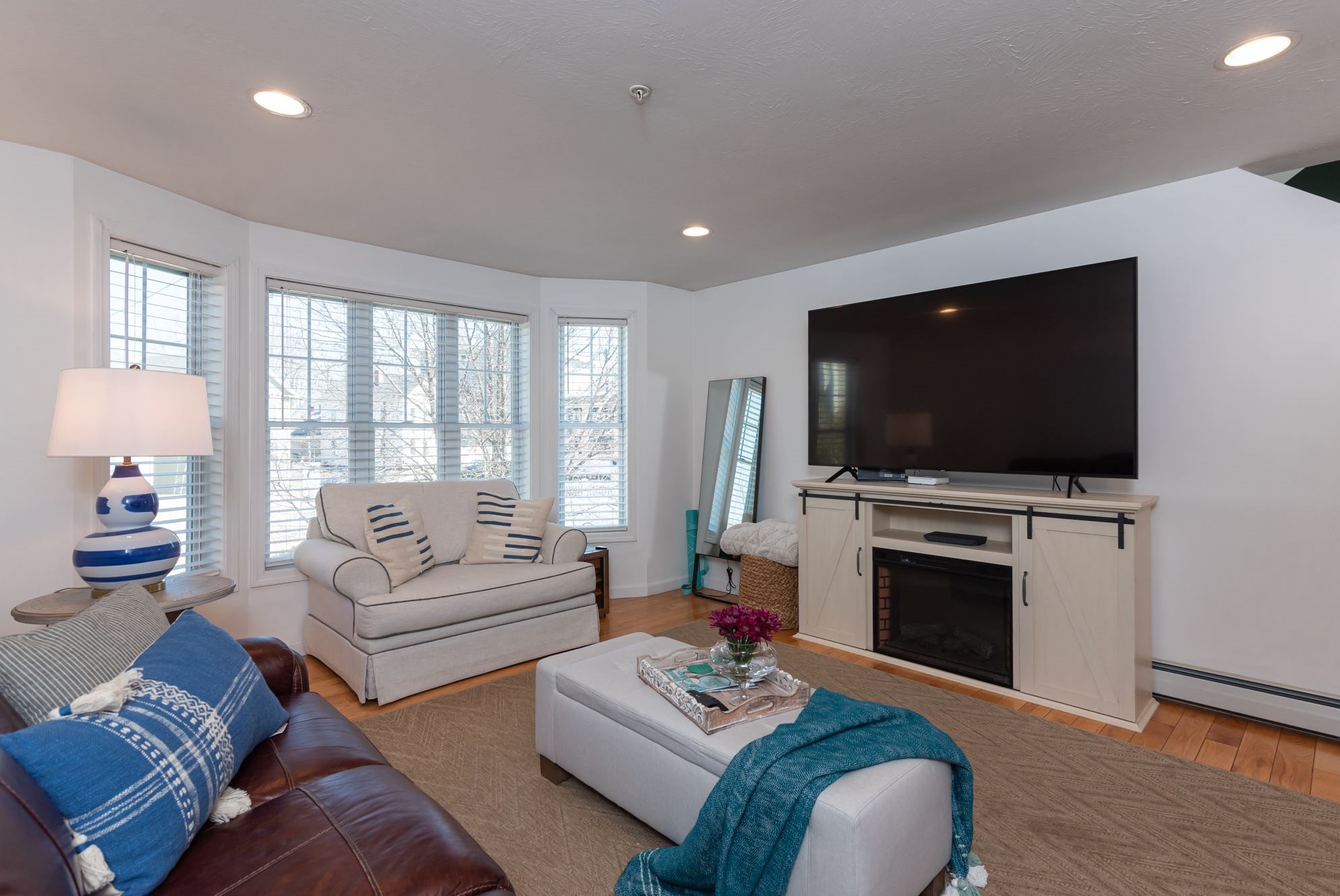 13 Frances Dr #13, Dover, NH 03820