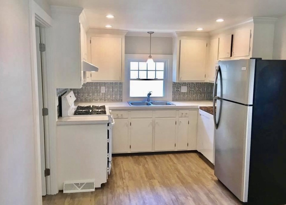 5 London Rd, Salem, NH 03079