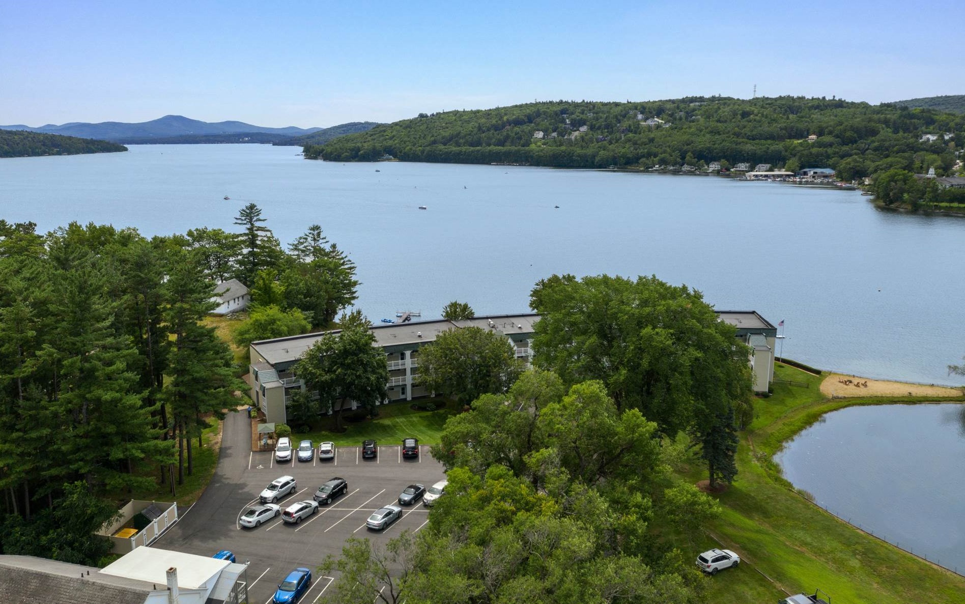 23 Pleasant St #1-01, Meredith, NH 03253