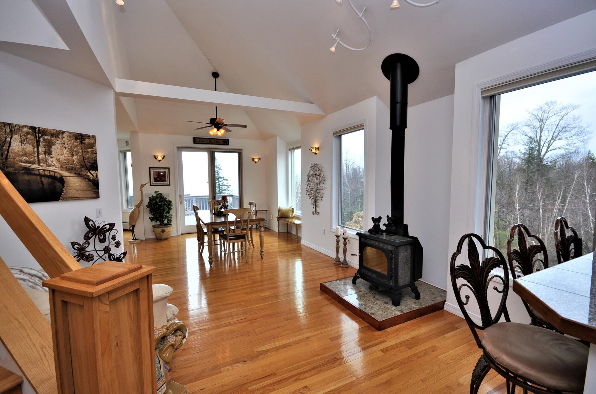 58 Autumn Ln, Bridgewater NH  03222-4526 exterior