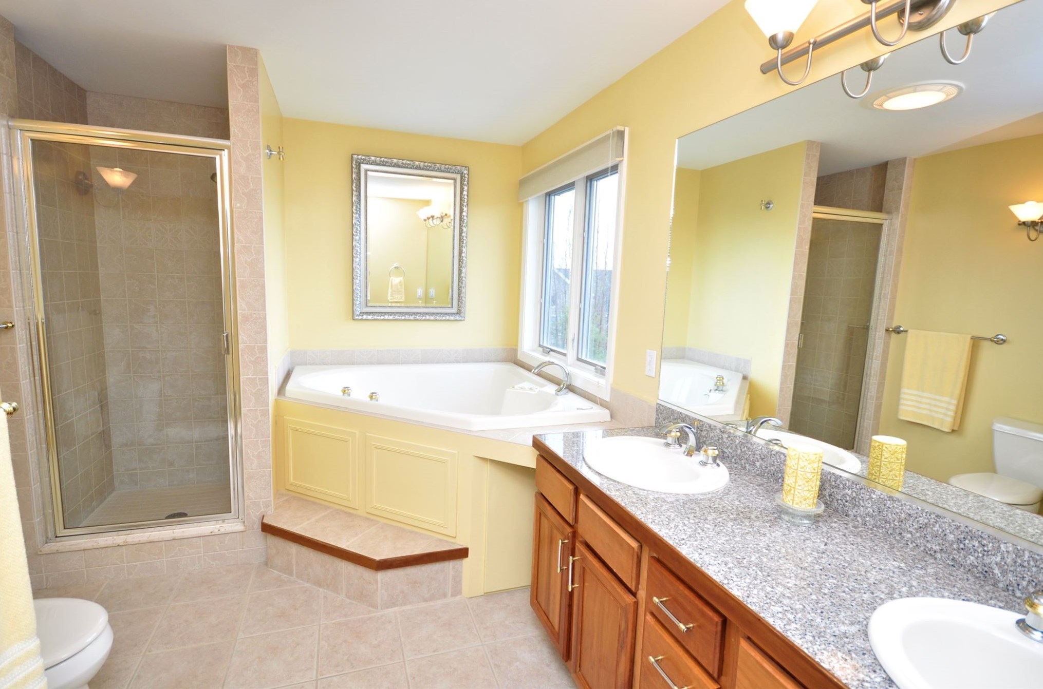 58 Autumn Ln, Bridgewater NH  03222-4526 exterior