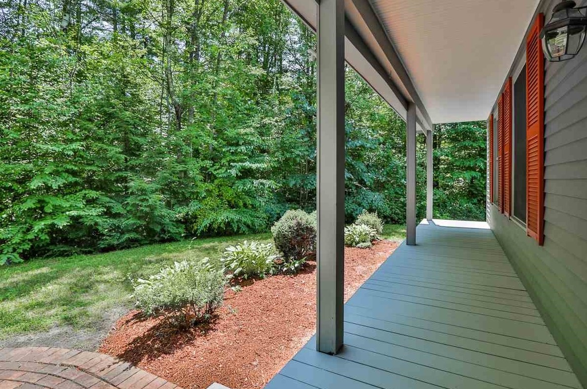 490 Bedford Rd, New Boston, NH 03070