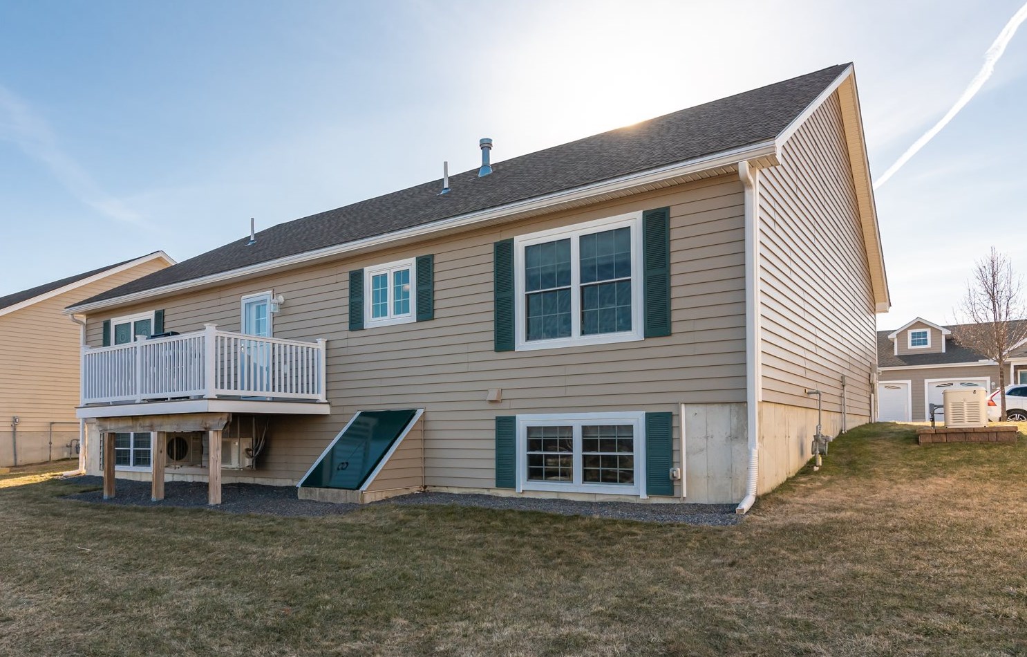 32 Cricketfield Ln, Hudson, NH 03051