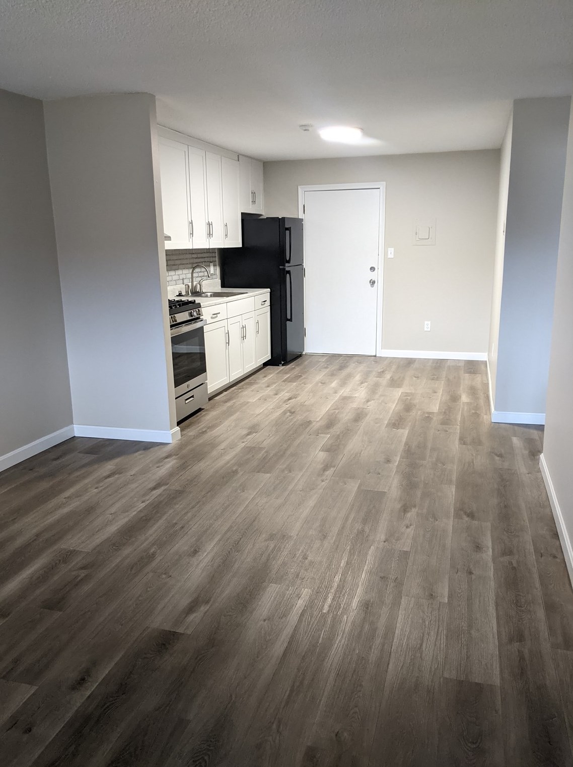 3 Lancelot Court #3, Salem, NH 03079