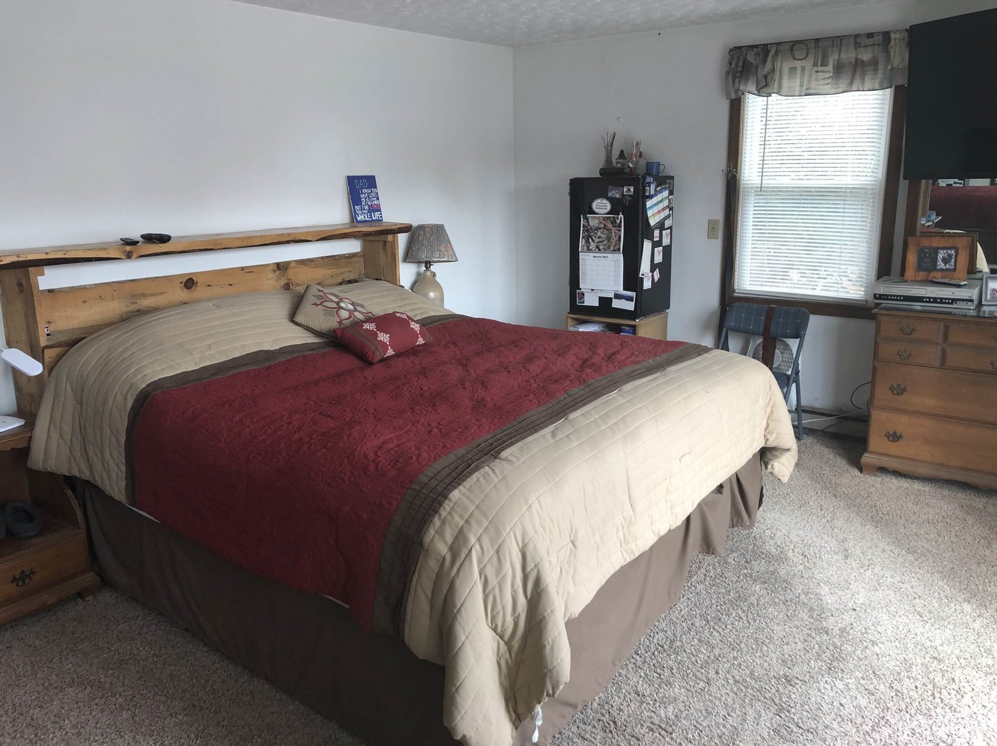 80 Forest Dr, Manchester NH  03110-6216 exterior