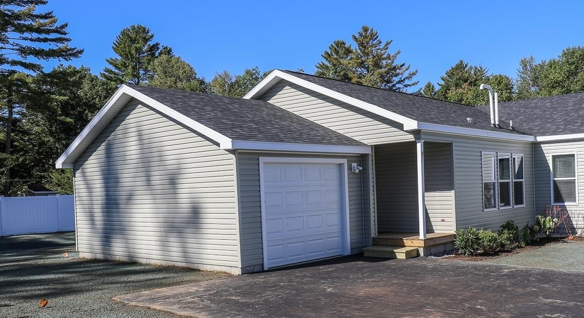 80-B Crescent St, Bridgewater, NH 03264
