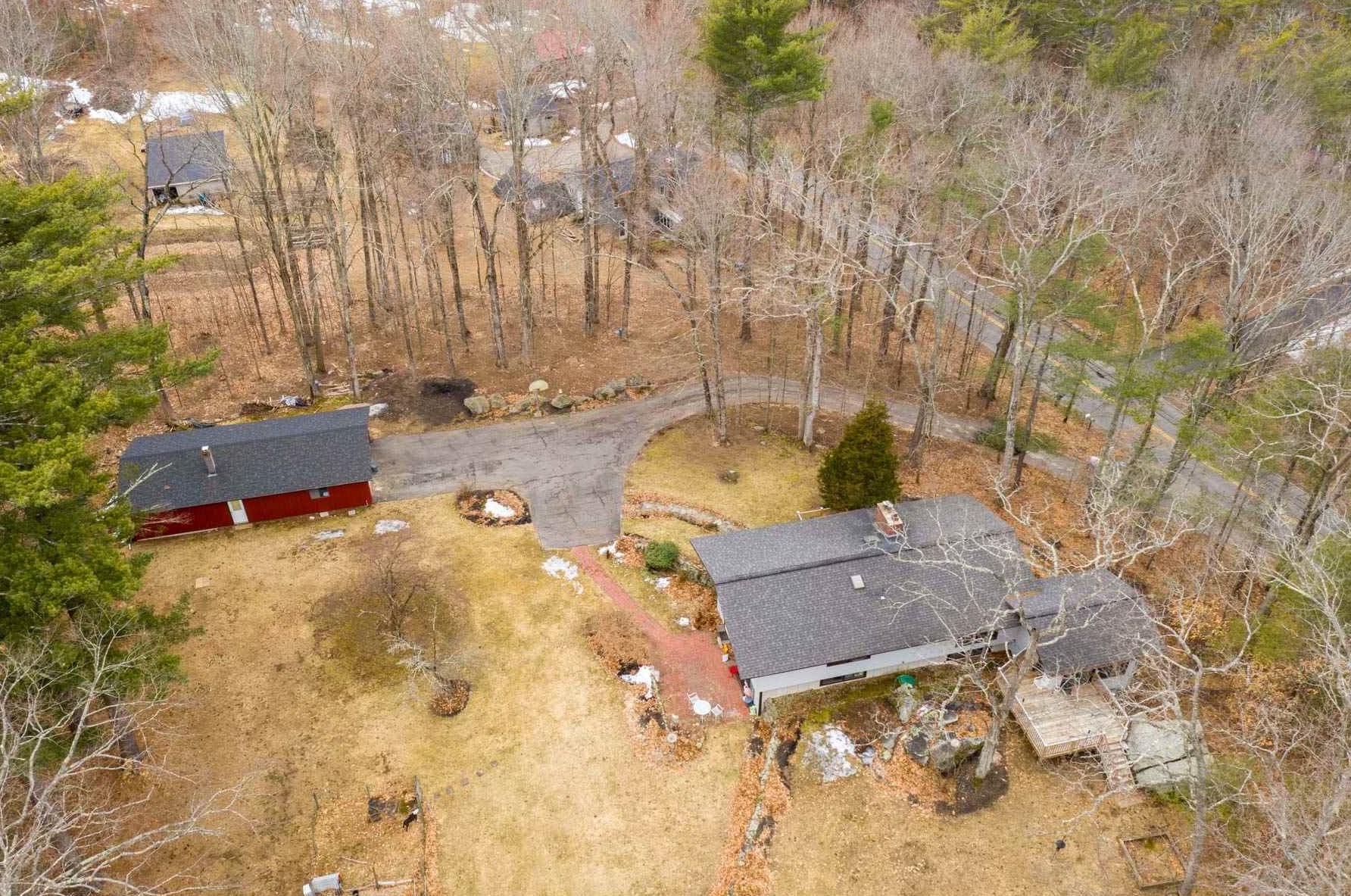 174 Packers Falls Rd, Lee, NH 03824