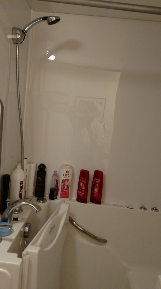 34 Juniper Dr, Tuftonboro NH  03816-5911 exterior