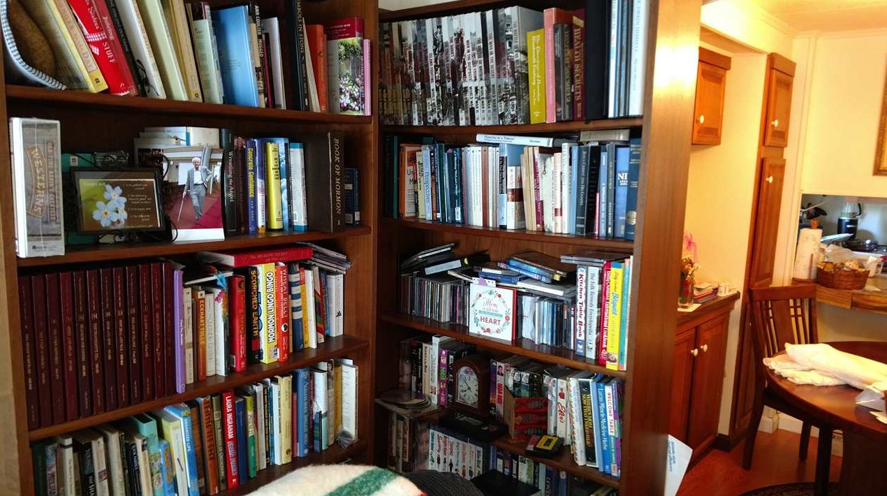 34 Juniper Dr, Tuftonboro NH  03816-5911 exterior