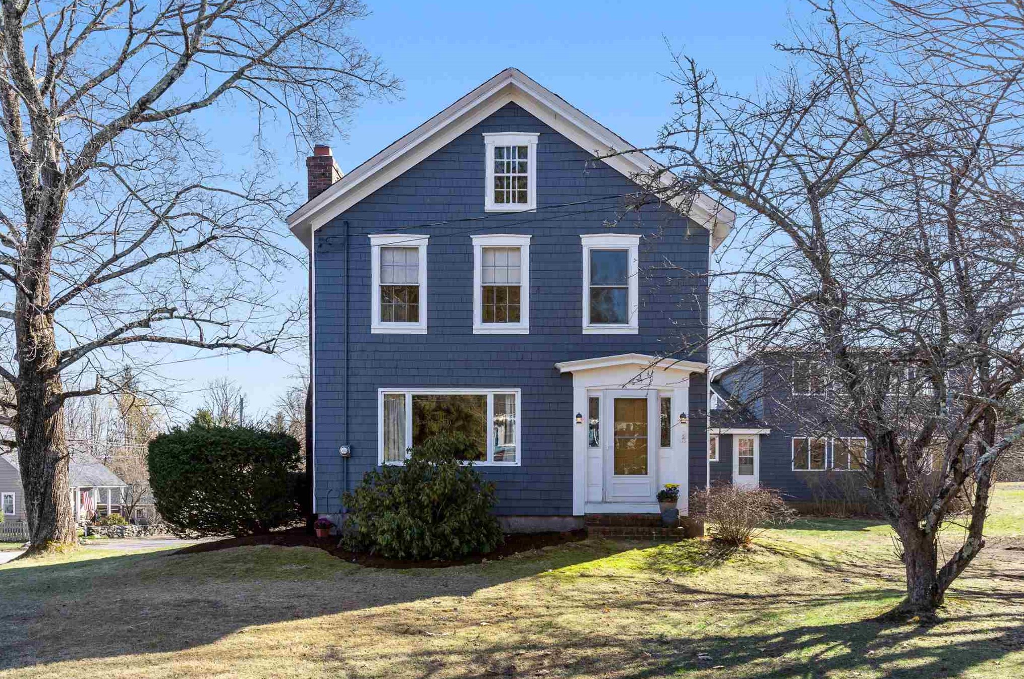 4 Chase Rd, South Hampton, NH 03827