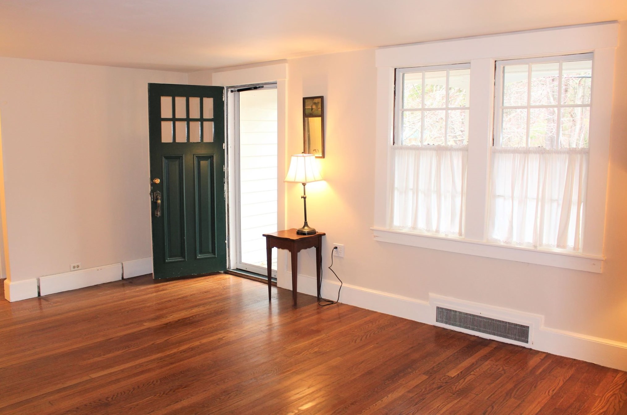 555 Main St, Hopkinton, NH 03229