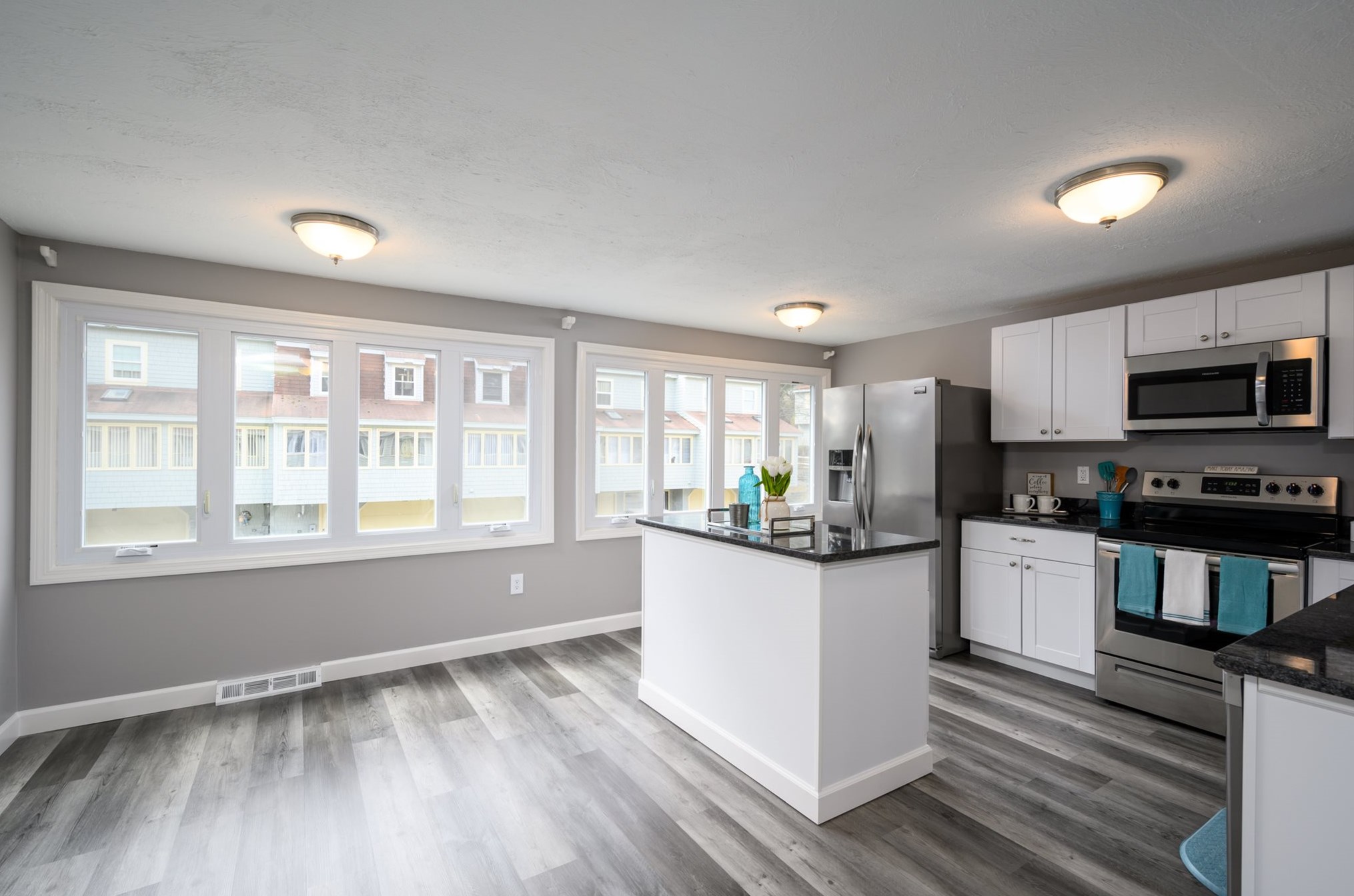 89 Sentry Way, Merrimack, NH 03054