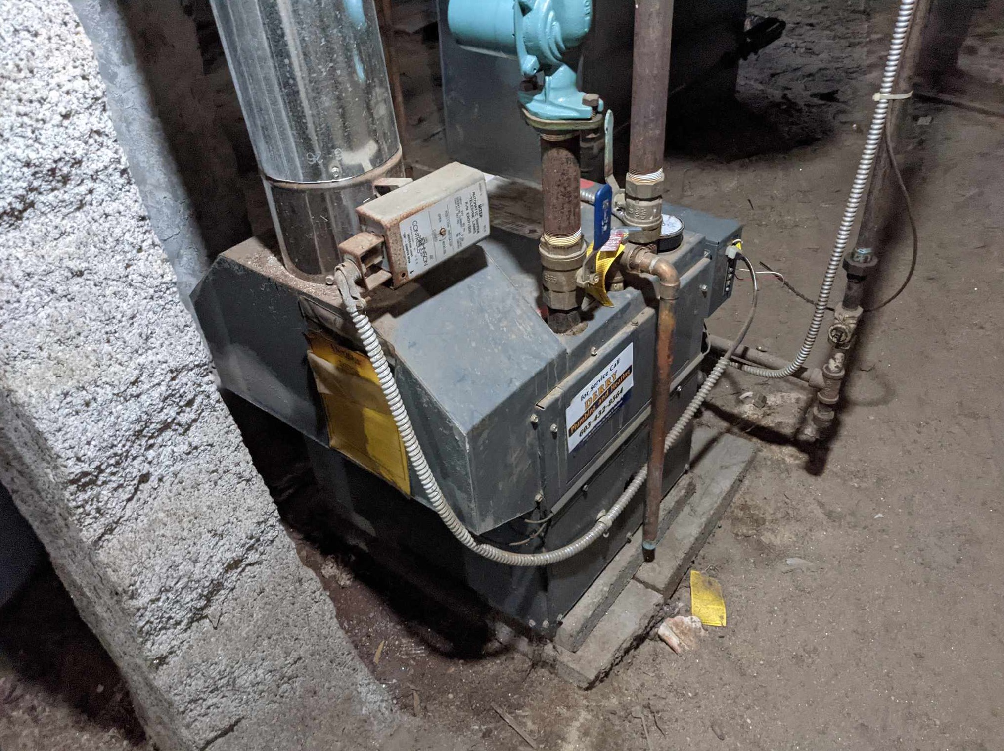 273 Merrimack St, Manchester NH 03101-2322 exterior