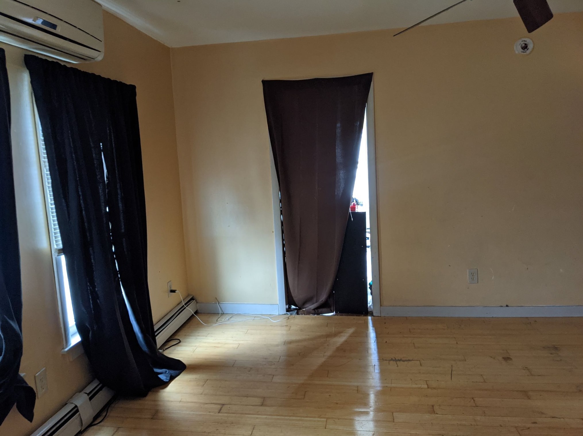 273 Merrimack St, Manchester NH 03101-2322 exterior