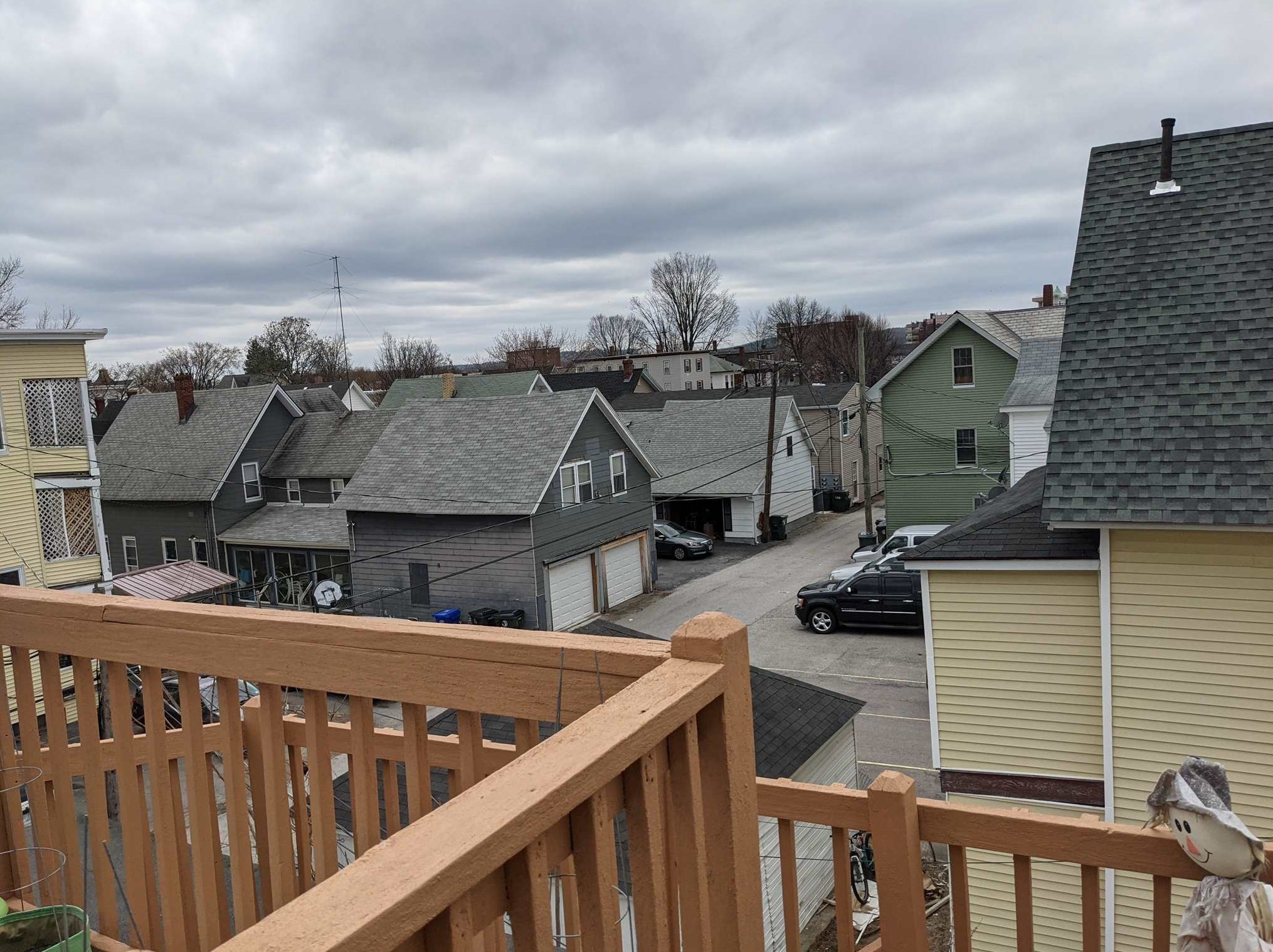 273 Merrimack St, Manchester NH 03101-2322 exterior