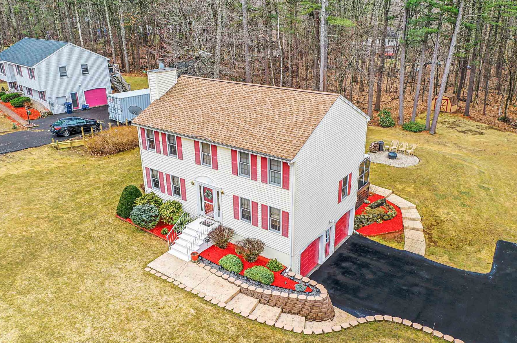 8 Tyler Rd, Derry, NH 03038