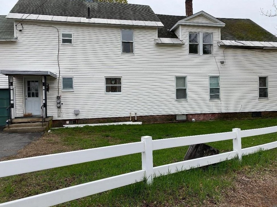 247 North St, Unity, NH 03743