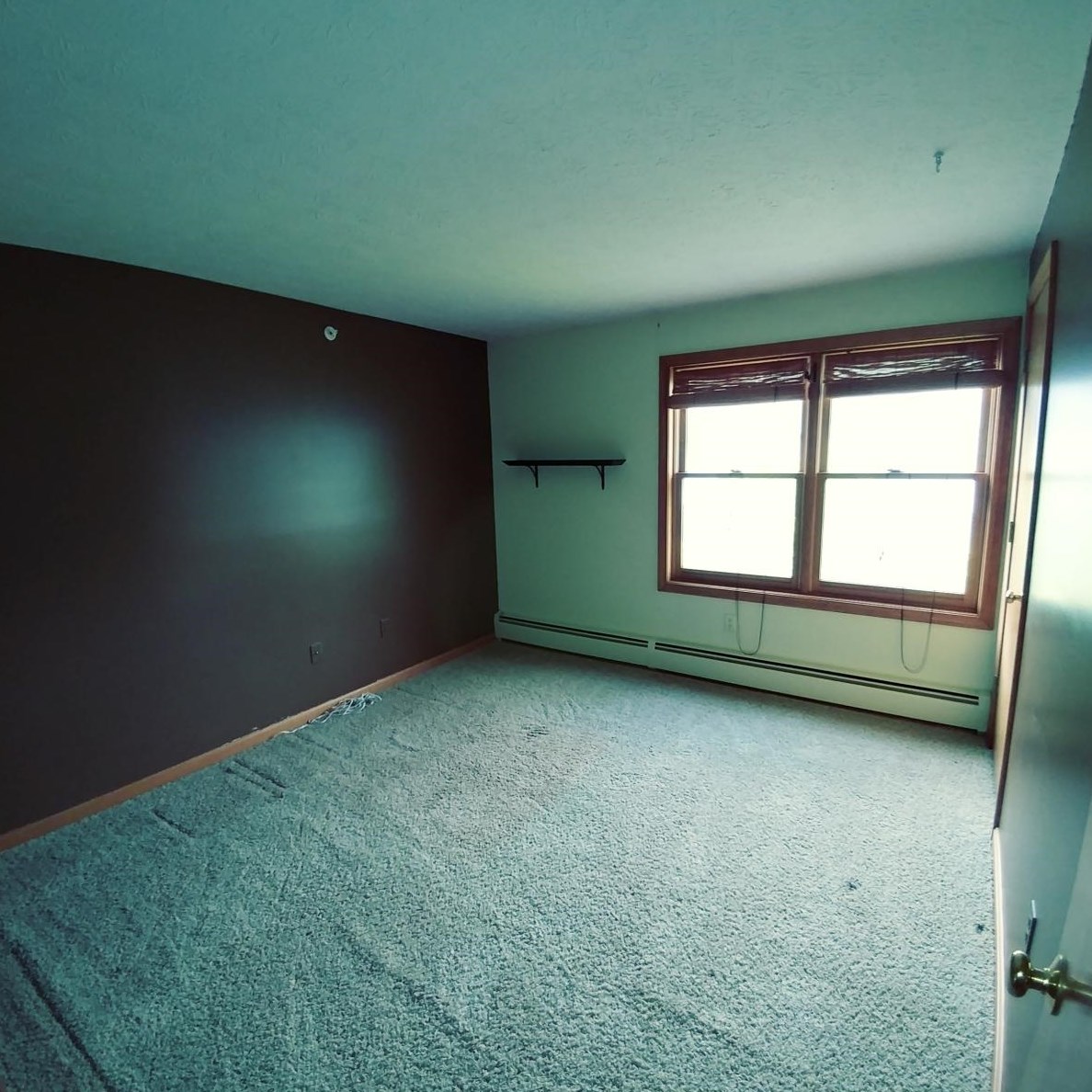 640 Hackett Hl Rd, Manchester NH 03106-2522 exterior