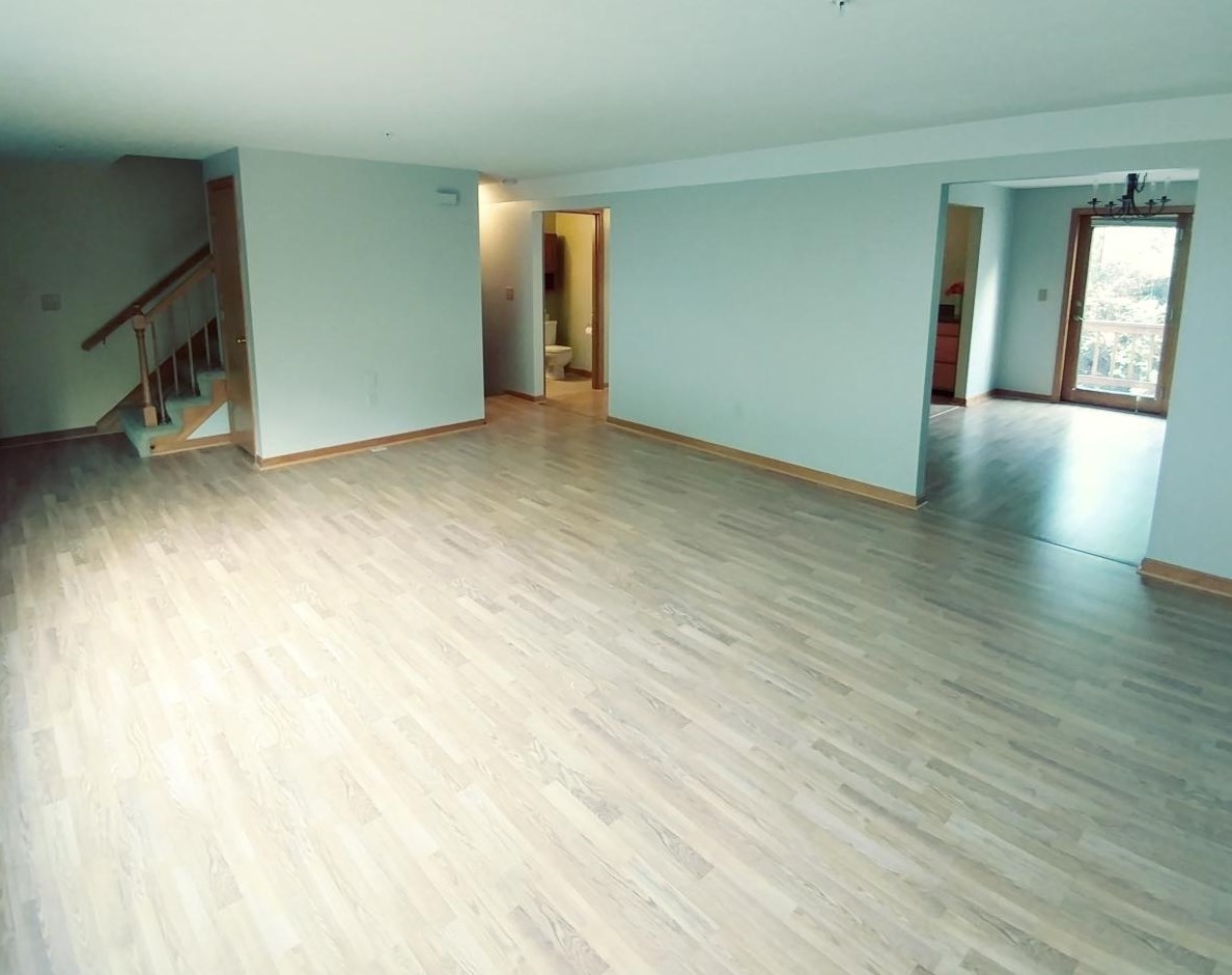 640 Hackett Hl Rd, Manchester NH 03106-2522 exterior