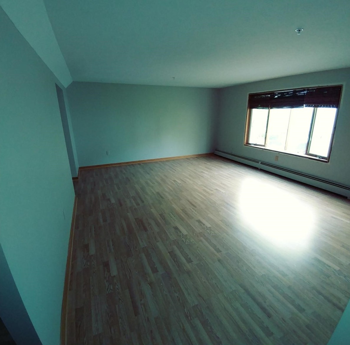 640 Hackett Hl Rd, Manchester NH 03106-2522 exterior