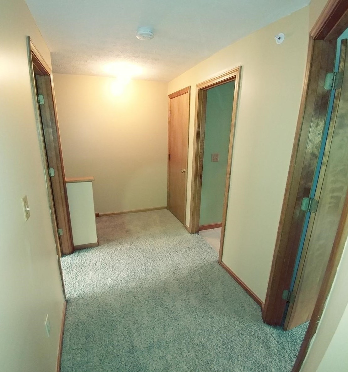 640 Hackett Hl Rd, Manchester NH 03106-2522 exterior