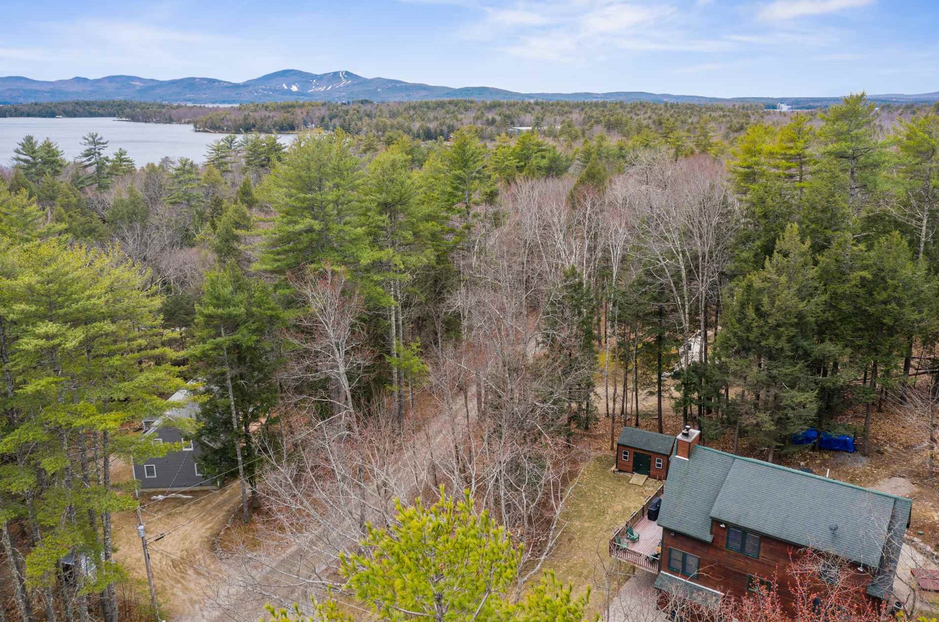 18 Southerlee Shores Rd, Moultonborough, NH 03254-2668