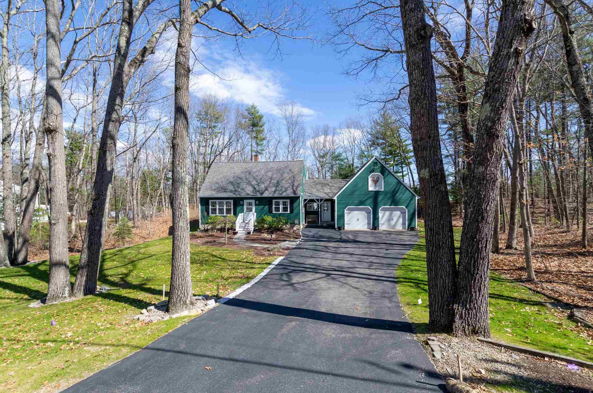 31 Great Hill Dr, Newmarket, NH 03857 exterior