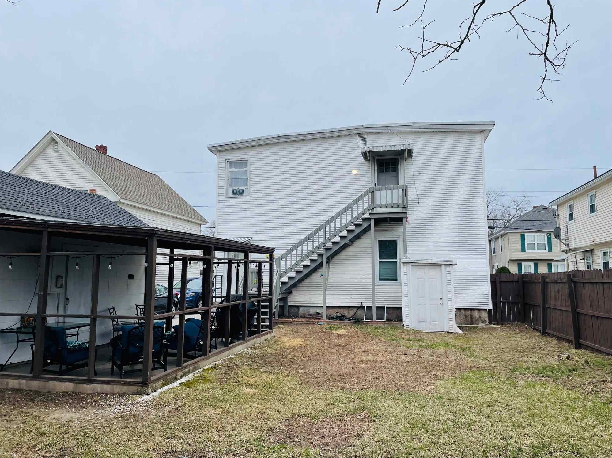 70 Cumberland St, Manchester, NH 03102-3401