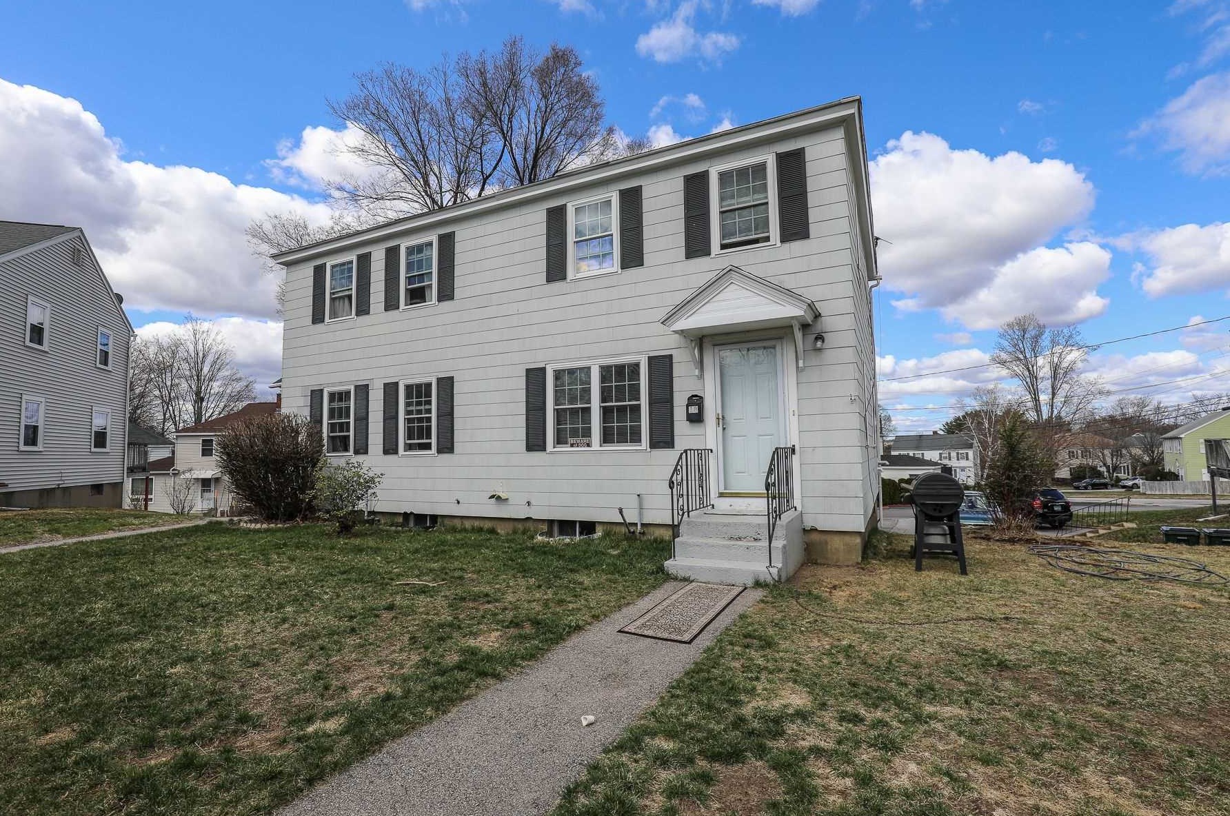 14 Morton St, Manchester NH 03104-1709 exterior