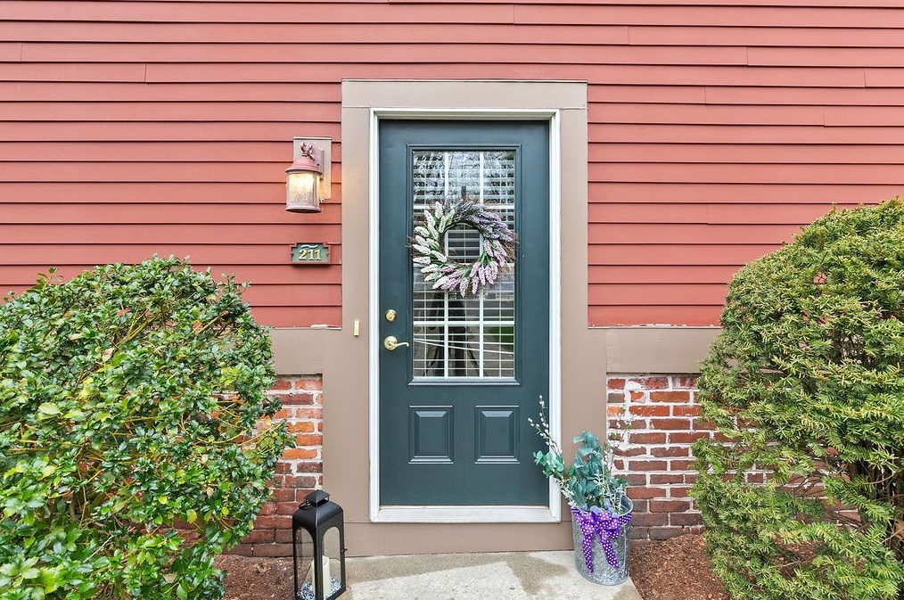 7 Chester Rd #211, Derry, NH 03038