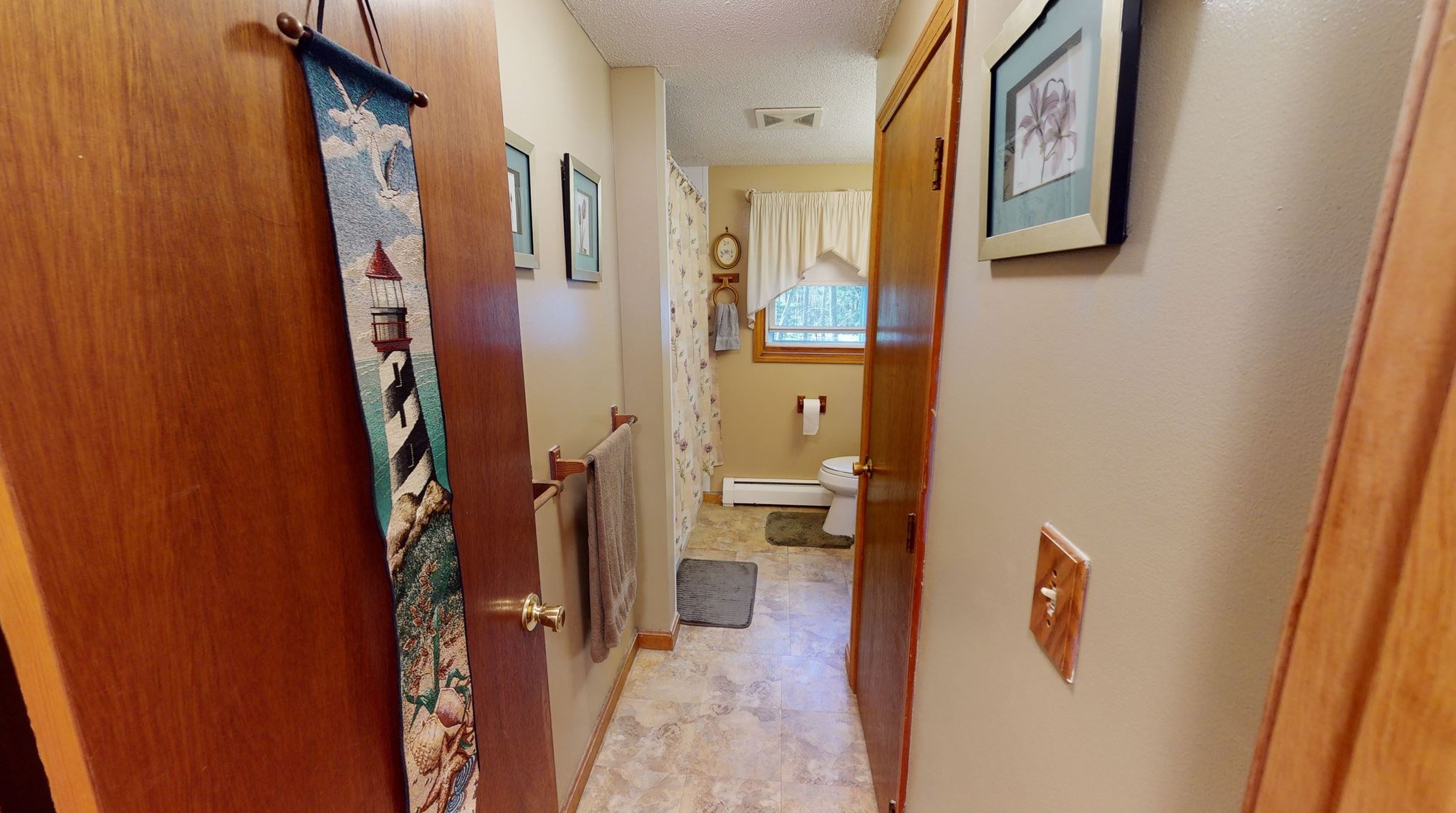 90 Hillcrest Rd, Hudson NH  03052-2341 exterior