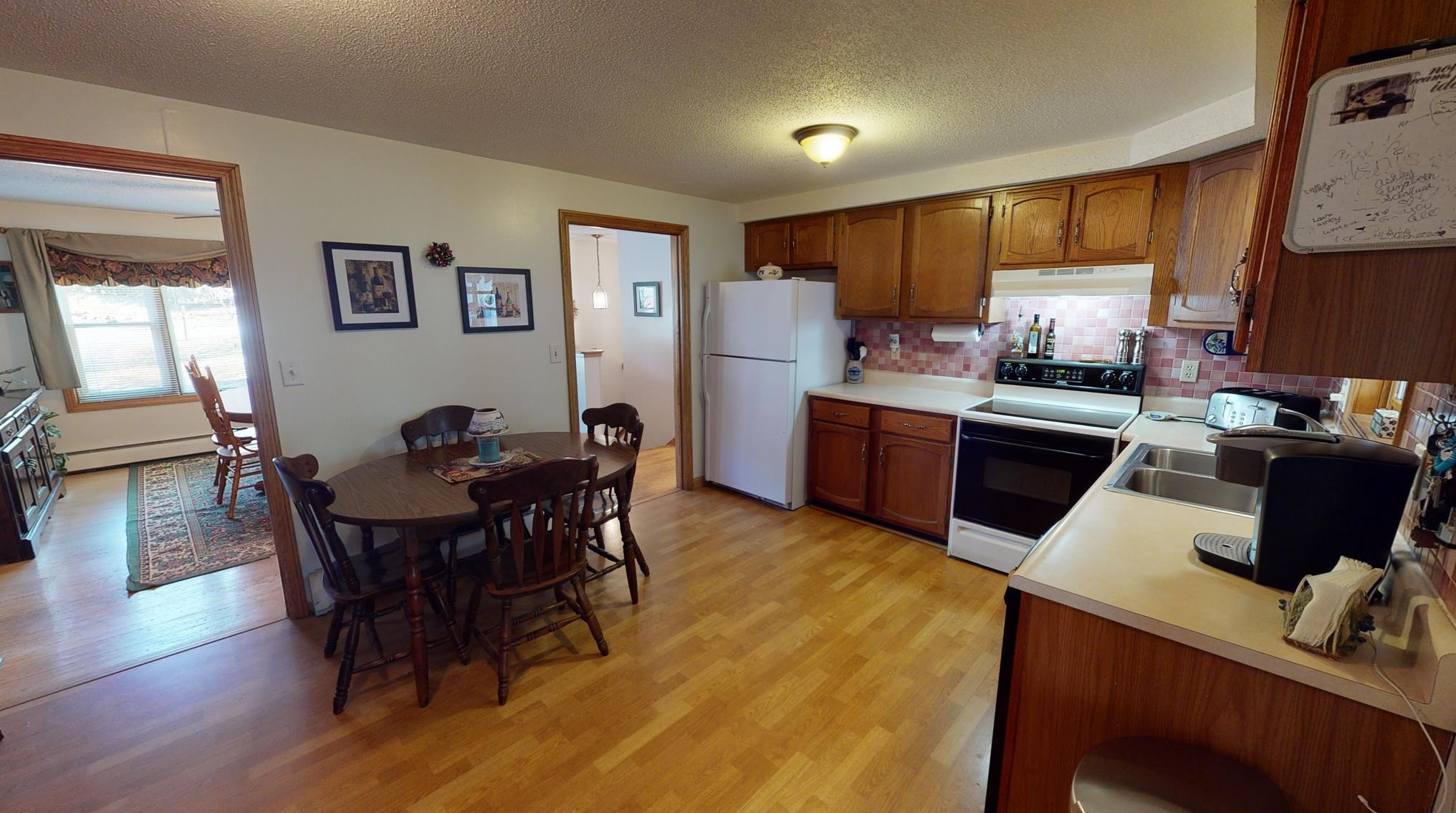 90 Hillcrest Rd, Hudson NH  03052-2341 exterior